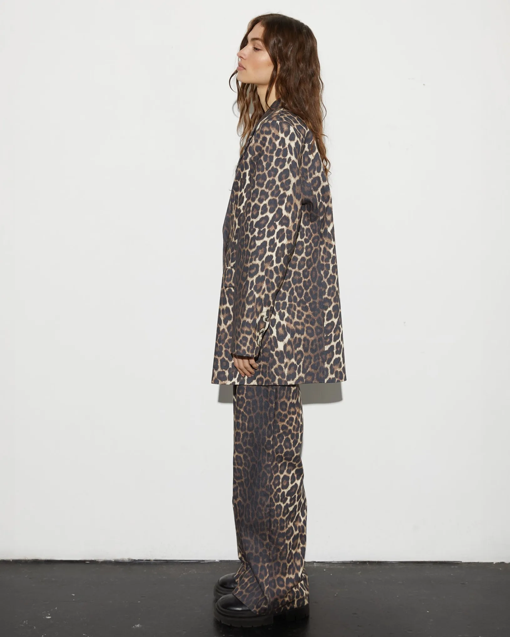 sabrina_trousers__brown_1.webp STIEGLITZ Sabrina Trousers | Brown Shop