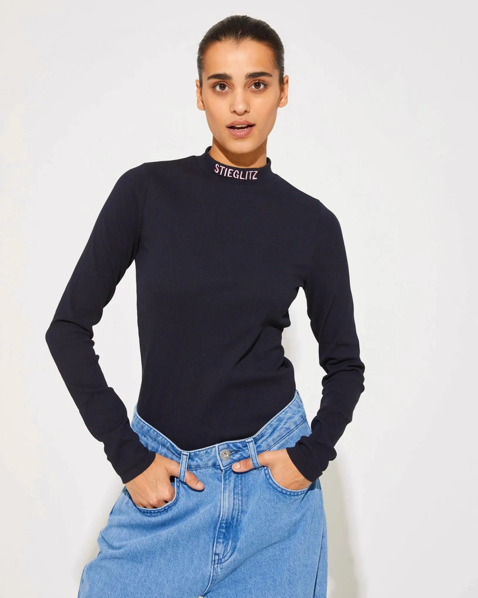 stieg_pulli__black_1.webp STIEGLITZ Stieg Pulli | Black New